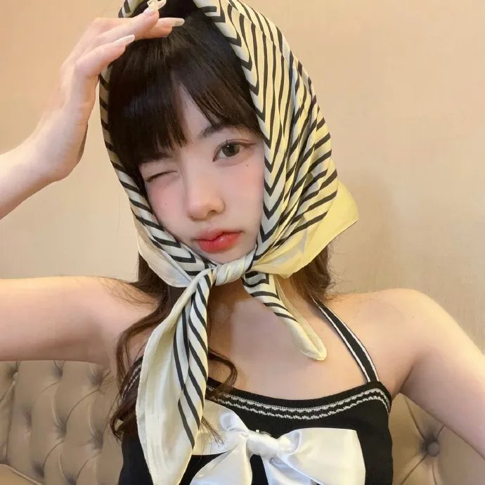 仙人坝的红衣兜